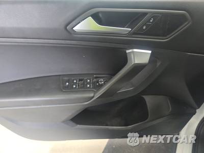 2021 Volkswagen Tiguan SE - zdjęcie 9 z 24 - miniatura