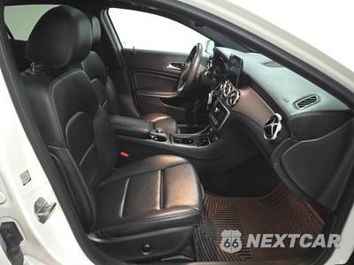 2020 Mercedes-Benz GLA 250 4MATIC - zdjęcie 8 z 25 - miniatura