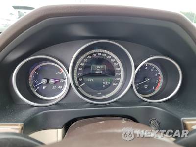 2016 Mercedes-Benz E 350 Luxury 4MATIC Sedan - zdjęcie 12 z 23 - miniatura