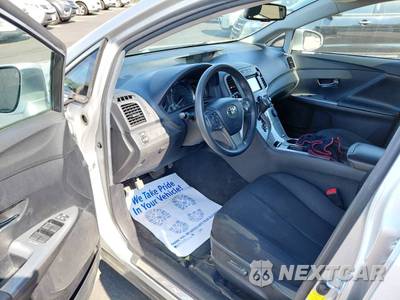 2013 Toyota Venza LE - zdjęcie 9 z 21 - miniatura