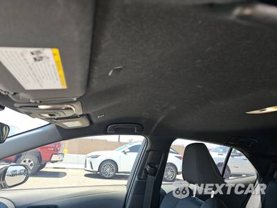 2024 Toyota Corolla Hatchback SE - zdjęcie 17 z 23 - miniatura