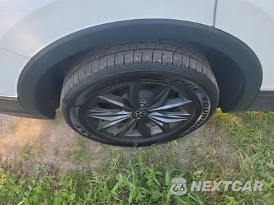 2022 Volkswagen Tiguan SE - zdjęcie 10 z 21 - miniatura
