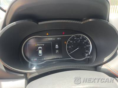 2023 Nissan Versa SR - zdjęcie 12 z 17 - miniatura