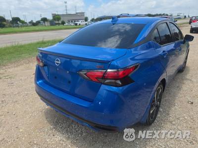 2023 Nissan Versa SR - zdjęcie 4 z 17 - miniatura