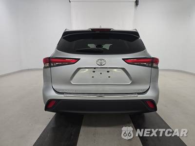 2021 Toyota Highlander XLE - zdjęcie 5 z 27 - miniatura