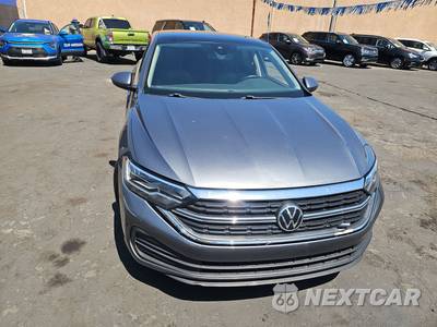 2023 Volkswagen Jetta SE - zdjęcie 2 z 17 - miniatura