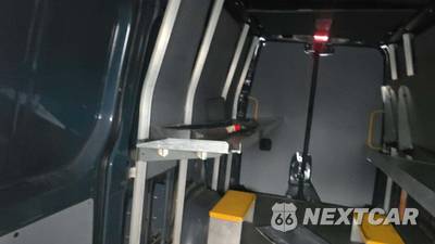 2019 Mercedes-Benz Sprinter 2500 Cargo Van High Roof 170.0" WB - zdjęcie 18 z 36 - miniatura