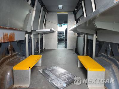 2019 Mercedes-Benz Sprinter 2500 Cargo Van High Roof 170.0" WB - zdjęcie 15 z 36 - miniatura
