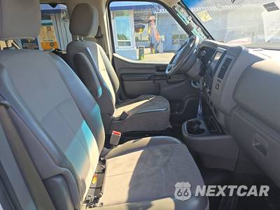 2021 Nissan NV3500 HD Passenger S 146.1" WB - zdjęcie 8 z 19 - miniatura