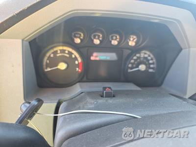 2014 Ford Super Duty F-350 Cab Chassis XL Regular Cab - zdjęcie 12 z 31 - miniatura