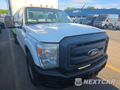 2014 Ford Super Duty F-350 Cab Chassis XL Regular Cab - zdjęcie 3 z 31 - miniatura