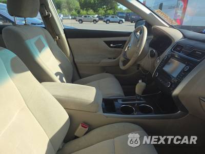 2013 Nissan Altima 2.5 SV Sedan - zdjęcie 8 z 25 - miniatura