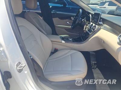 2017 Mercedes-Benz C 300 Sedan - zdjęcie 8 z 22 - miniatura