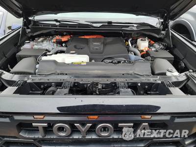 2024 Toyota Sequoia TRD Pro - zdjęcie 16 z 20 - miniatura