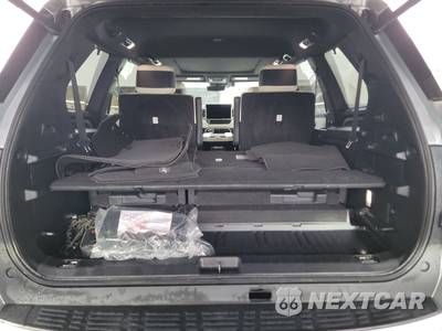 2024 Toyota Sequoia Capstone - zdjęcie 17 z 21 - miniatura