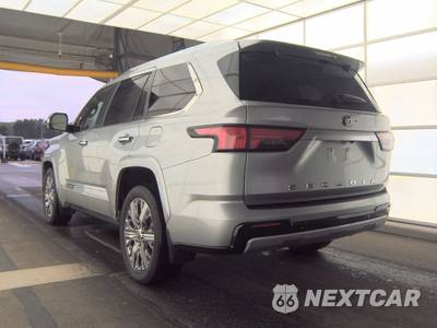 2024 Toyota Sequoia Capstone - zdjęcie 6 z 21 - miniatura