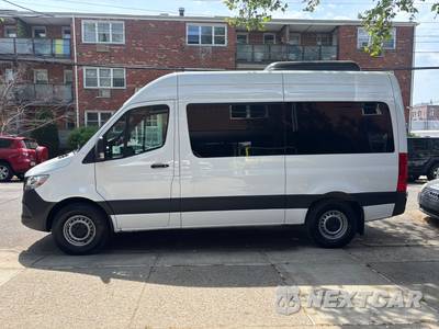 2026 Mercedes-Benz Sprinter 2500 Passenger Van 144.0" WB - zdjęcie 2 z 17 - miniatura