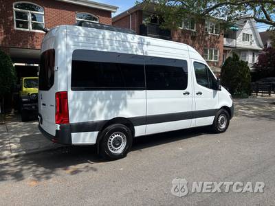 2026 Mercedes-Benz Sprinter 2500 Passenger Van 144.0" WB - zdjęcie 4 z 17 - miniatura