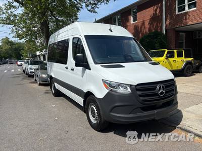 2026 Mercedes-Benz Sprinter 2500 Passenger Van 144.0" WB - zdjęcie 7 z 17 - miniatura