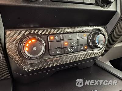 2019 Ford Super Duty F-250 XLT Crew Cab Medium Bed - zdjęcie 21 z 44 - miniatura