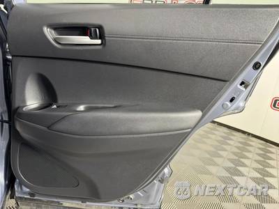 2023 Toyota Corolla Cross XLE - zdjęcie 45 z 49 - miniatura