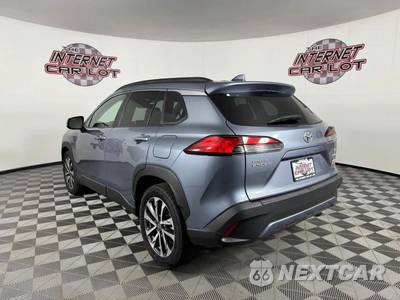 2023 Toyota Corolla Cross XLE - zdjęcie 5 z 49 - miniatura