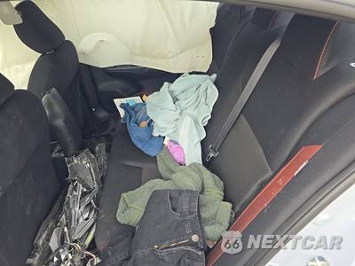 2025 Nissan Versa SR - zdjęcie 13 z 17 - miniatura
