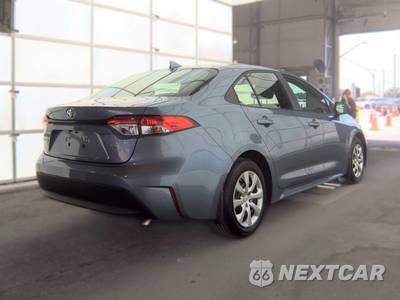 2025 Toyota Corolla LE Sedan - zdjęcie 4 z 19 - miniatura