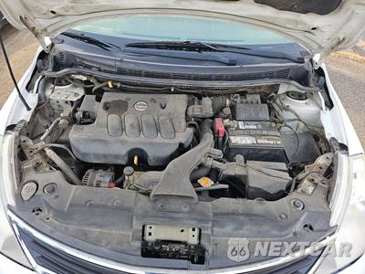 2011 Nissan Versa 1.8 S Hatchback - zdjęcie 15 z 31 - miniatura