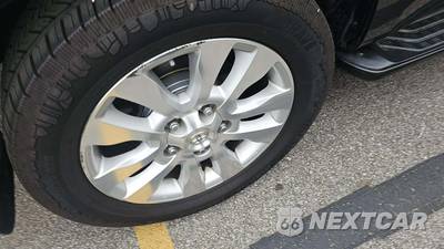 2011 Toyota Sequoia Platinum - zdjęcie 20 z 29 - miniatura