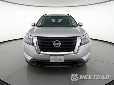 2025 Nissan Pathfinder SV - zdjęcie 2 z 12 - miniatura