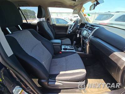 2015 Toyota 4Runner SR5 - zdjęcie 8 z 36 - miniatura