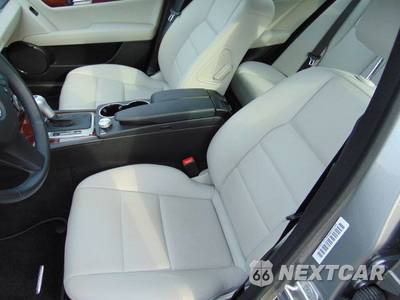 2011 Mercedes-Benz C 300 - zdjęcie 13 z 27 - miniatura