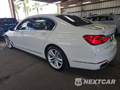 2017 BMW 7 Series Sedan 750i - zdjęcie 6 z 27 - miniatura