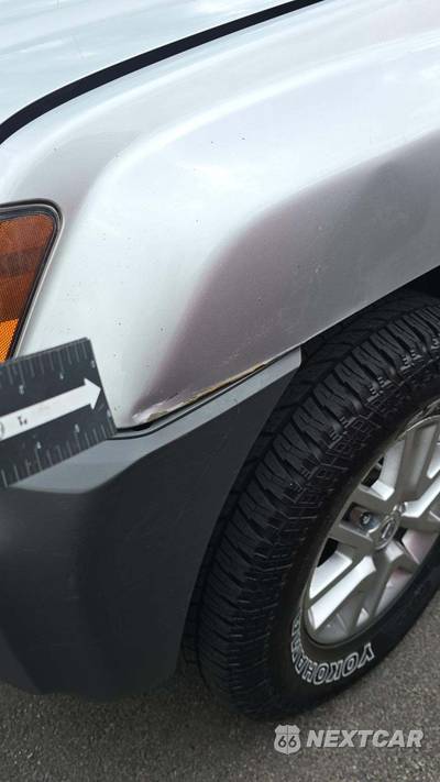 2014 Nissan Xterra S - zdjęcie 33 z 38 - miniatura
