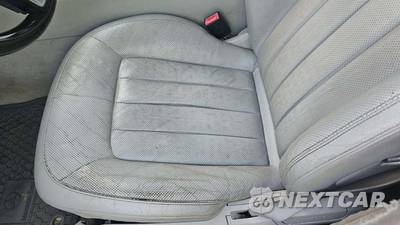 2013 Mercedes-Benz CLS 550 4MATIC - zdjęcie 26 z 27 - miniatura