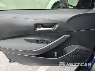 2021 Toyota Corolla LE Sedan - zdjęcie 9 z 40 - miniatura