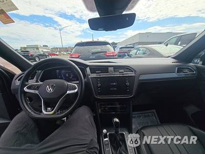 2023 Volkswagen Tiguan SE R-Line Black - zdjęcie 11 z 19 - miniatura