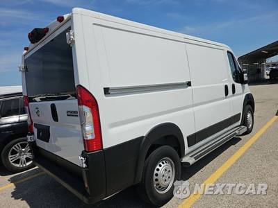 2025 Ram ProMaster 2500 Cargo Van Tradesman w/Passenger Seat Low Roof 136.0" WB - zdjęcie 4 z 18 - miniatura