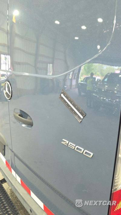 2019 Mercedes-Benz Sprinter 2500 Crew Van High Roof 144.0" WB - zdjęcie 21 z 31 - miniatura