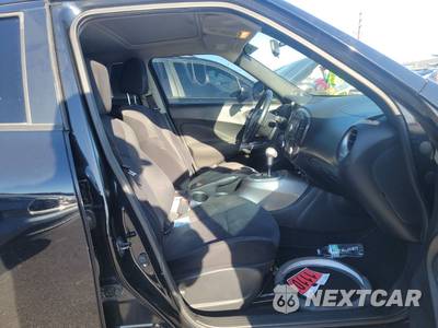 2012 Nissan JUKE SV - zdjęcie 8 z 37 - miniatura
