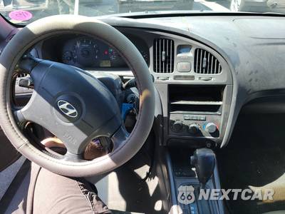 2005 Hyundai Elantra GT Hatchback - zdjęcie 11 z 17 - miniatura