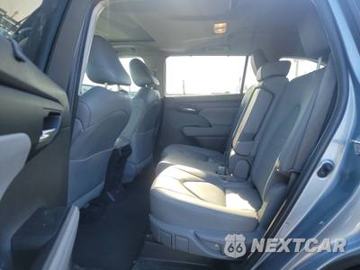 2023 Toyota Highlander XLE - zdjęcie 13 z 20 - miniatura