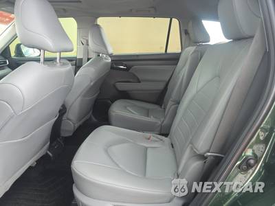 2025 Toyota Highlander Hybrid XLE - zdjęcie 13 z 23 - miniatura