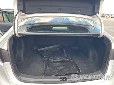 2024 Toyota Corolla LE Sedan - zdjęcie 16 z 18 - miniatura