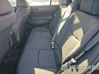 2024 Toyota Corolla Cross LE - zdjęcie 13 z 20 - miniatura