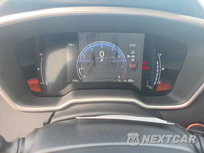 2026 Toyota Corolla Hatchback XSE - zdjęcie 12 z 18 - miniatura