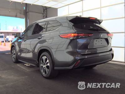 2023 Toyota Highlander XLE - zdjęcie 6 z 27 - miniatura