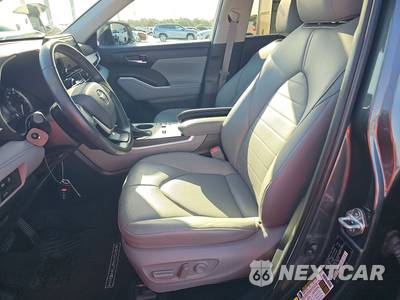 2023 Toyota Highlander XLE - zdjęcie 7 z 27 - miniatura