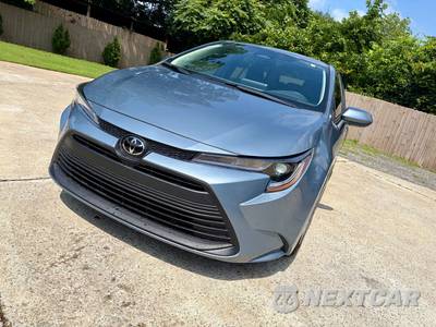 2024 Toyota Corolla LE Sedan - zdjęcie 1 z 32 - miniatura